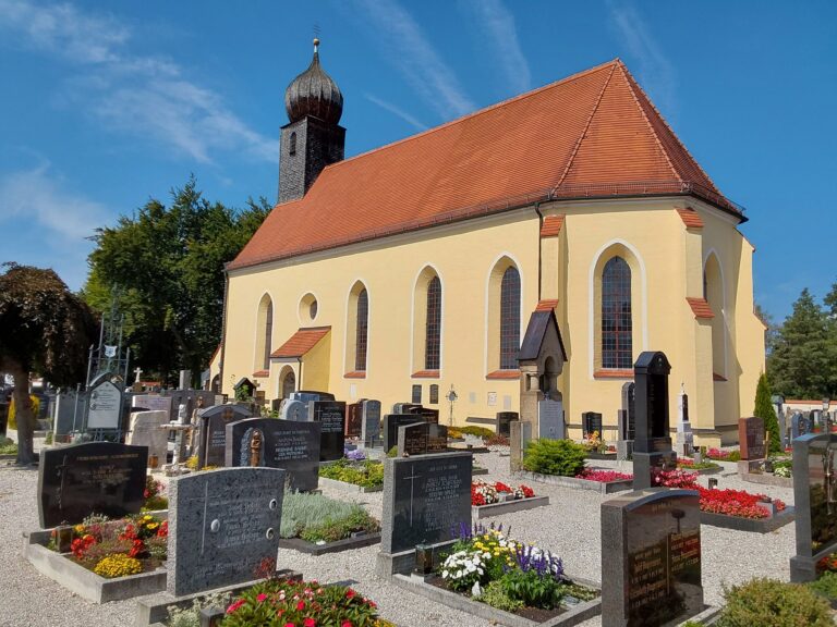 St Nantovinus Laurentius