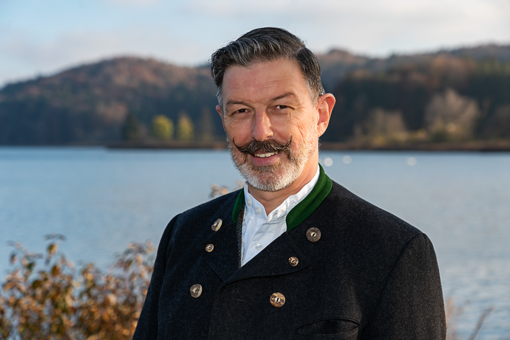 Trauerredner Georg Berndl